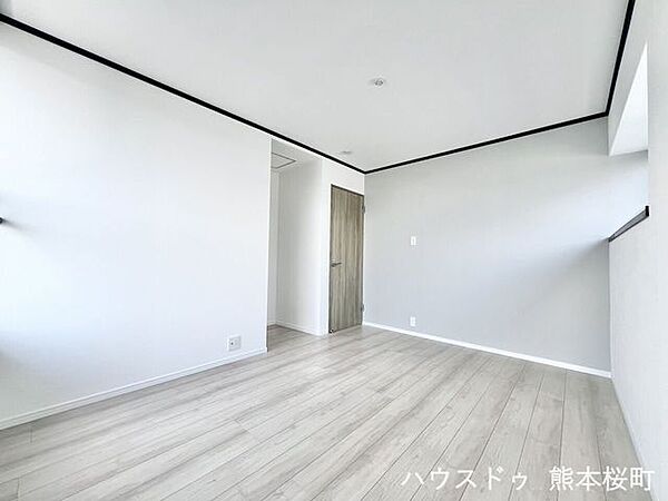 ■□■2階6帖洋室■□■洋室は全室オープンクローゼット付きです♪