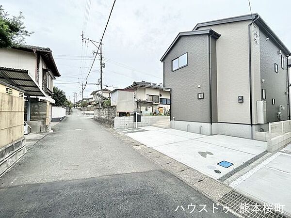 ■車と趣味の幅が広がる場所■単なる駐車スペースではない、洗車やタイヤ交換、DIYにも使える多目的な屋外スペースです。