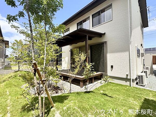 ■遊びと安らぎの多目的空間■子どもが安全に遊べ、ペットと触れ合い、大人も自然に癒やされる、暮らしを彩るスペースです。