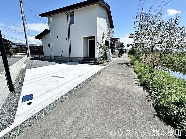 ■理想を叶える新しい暮らしの舞台■高いデザイン性と機能性を兼ね備えた住まい。ここで、家族の新しい物語が始まります。