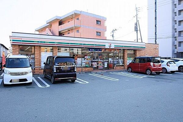 セブンイレブン 熊本萩原町店 280m