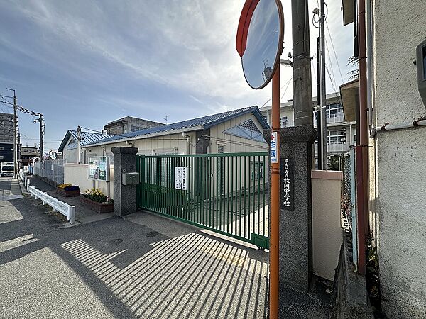 東大阪市立枚岡中学校：750ｍ