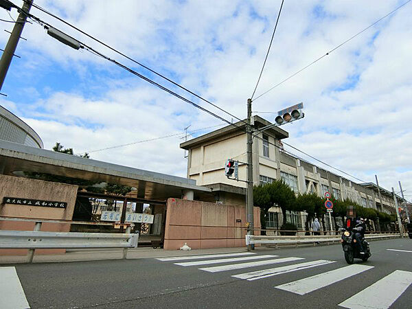 東大阪市立成和小学校まで650m