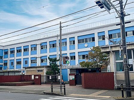 南陽中学校 1100m
