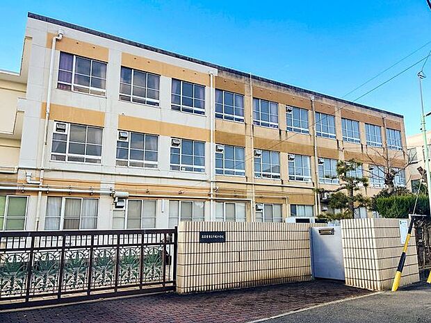 千成小学校 280m