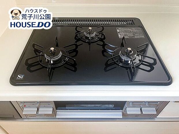 お料理がはかどる3口コンロ。