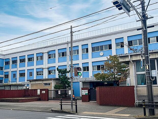 南陽中学校 1850m