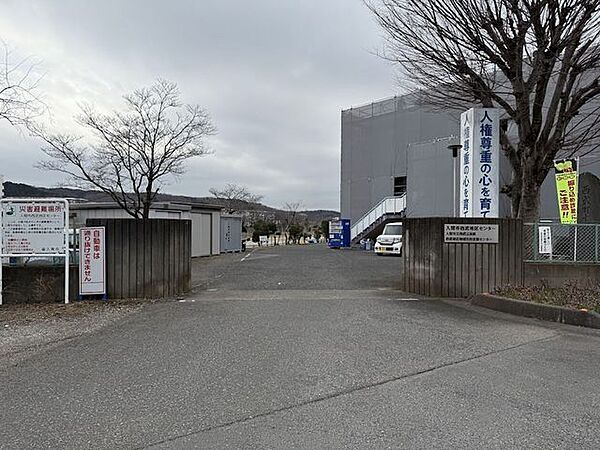 入間市西武地区センター 1310m