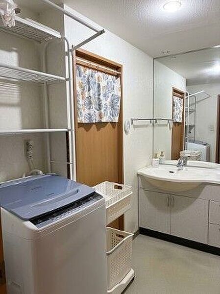 毎日の身支度や家事がスムーズにこなせる機能的で使いやすい洗面室