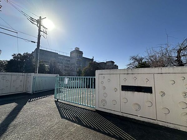 入間市立高倉小学校 780m