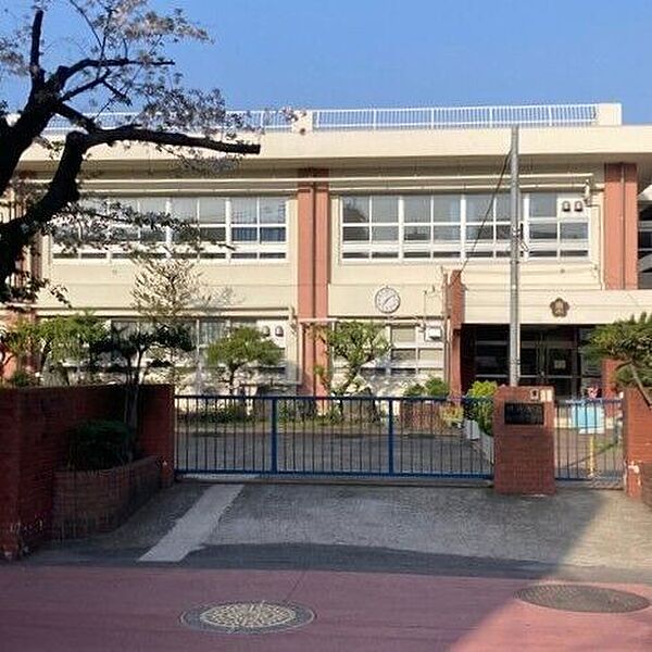 川崎市立南河原小学校 720m