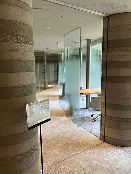 ワークラウンジ