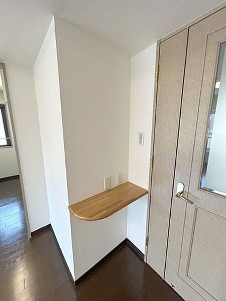 鍵など置いておくと忘れずに良さそうです！
