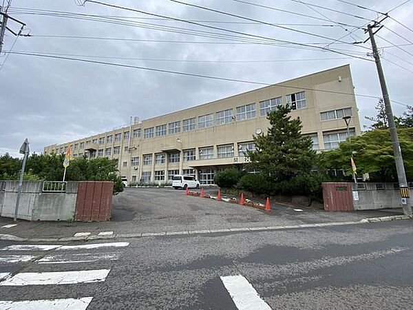 富丘小学校 1690m