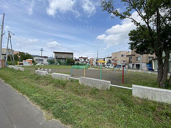 花川南すずらん公園 50m