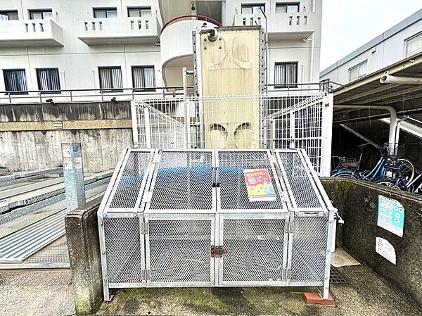 ゴミ捨て場