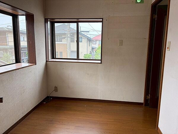 ２階洋室約3.7帖