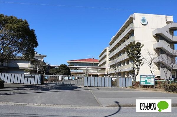 中学校「習志野市立第七中学校まで855m」