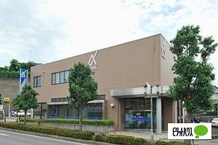 銀行「京葉銀行四街道南支店まで1657m」