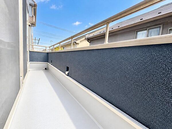 南向きのバルコニーなので洗濯物もよく乾きます！