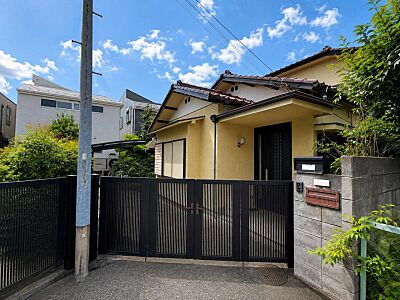 外観:土地面積約83坪超のゆったりとお過ごしいただける広々敷地です! 外観:土地面積約83坪超のゆったりとお過ごしいただける広々敷地です!