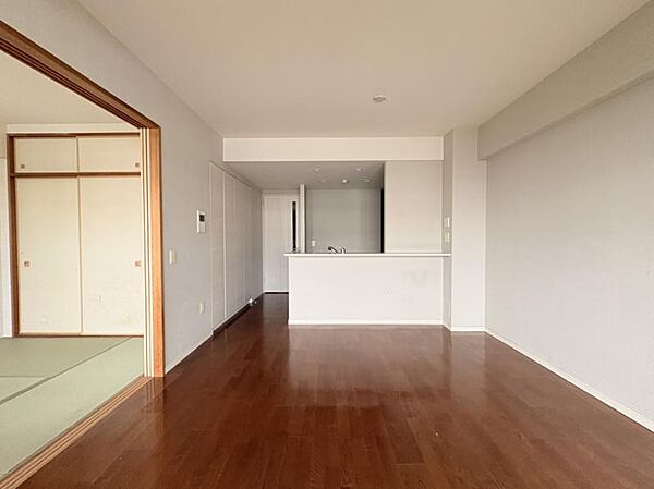 室内は大変きれいで、すぐに生活を始めていただけます。