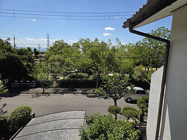 緑豊かな景色を眺めながら、ゆったりお過ごしいただけます♪