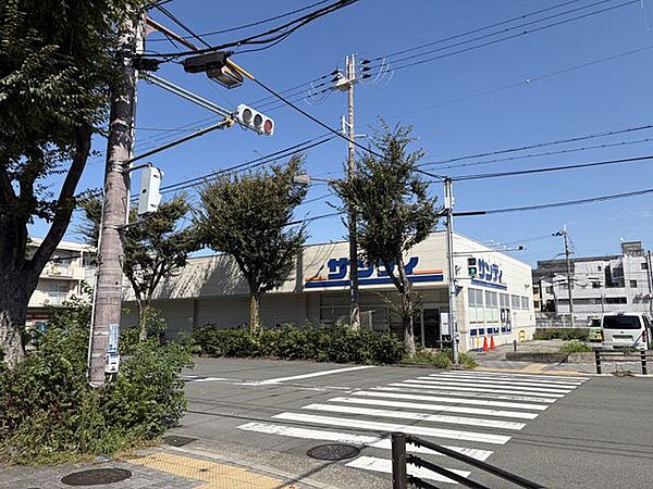 サンディ武庫之荘店 徒歩6分。 470m