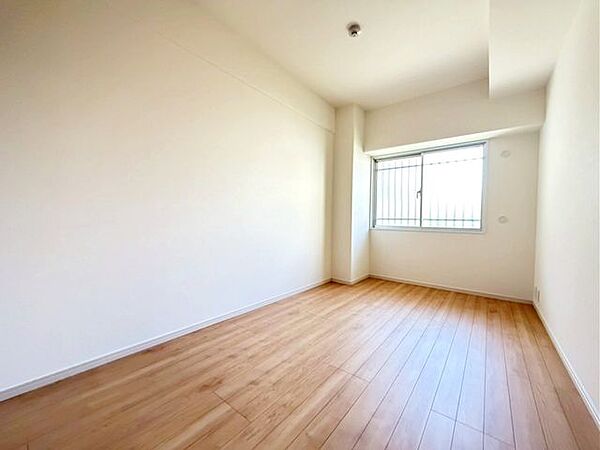 寝室や子供部屋・趣味部屋など多種多様にお使いいただけます♪