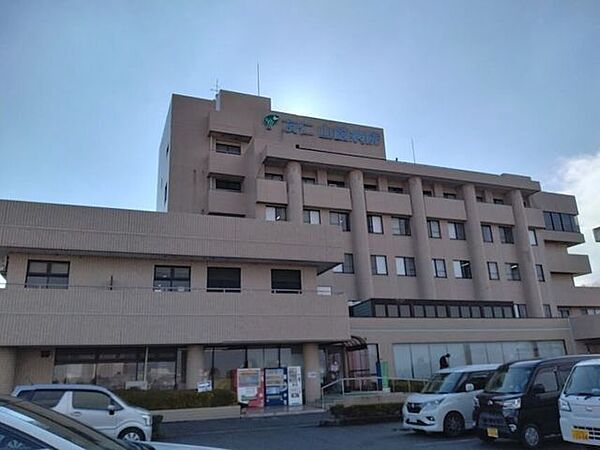 友仁山崎病院 730m