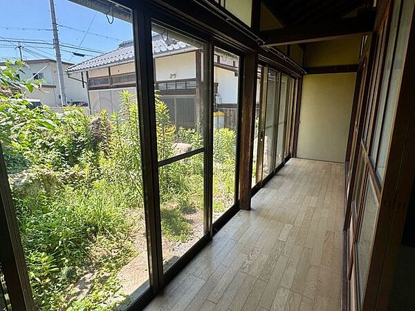 室内を拡大表示