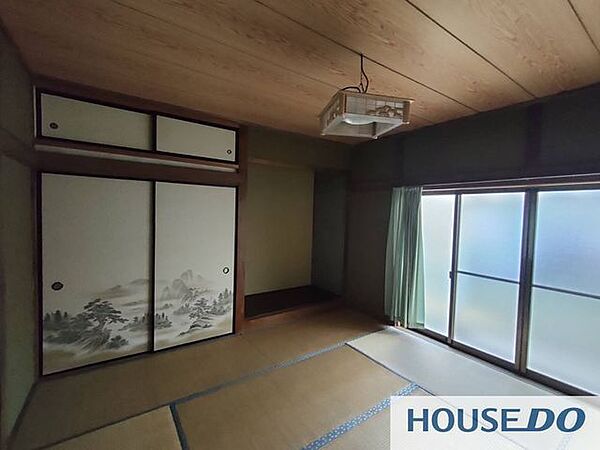 床の間付きの和室です。