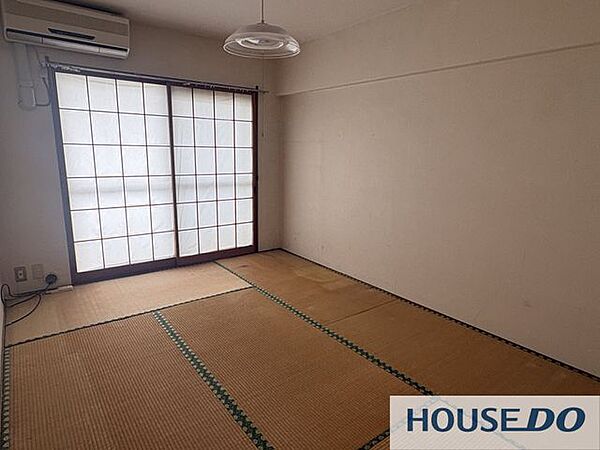 畳敷きの和室です。客間や寛ぎの空間に使えます。