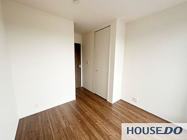 日差しの差し込む明るい部屋は光熱費も節約できます。