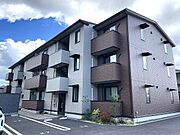 坂ノ市駅より徒歩22分 築4年2ヶ月 3階建の賃貸物件