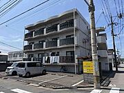 牧駅より徒歩19分 築29年7ヶ月 3階建の賃貸物件