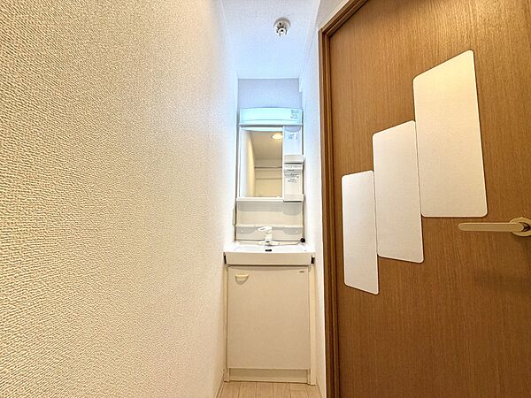 独立型の洗面化粧台