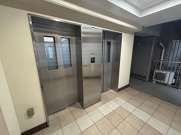 エレベーター２基完備