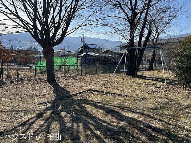 高栄台前川原団地公園 470m