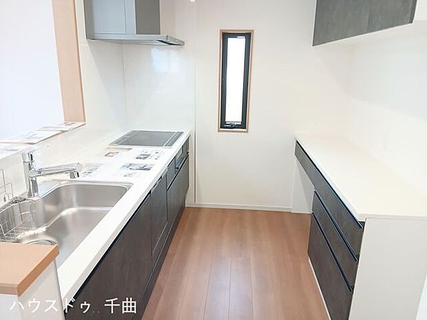 同型写真(キッチン)