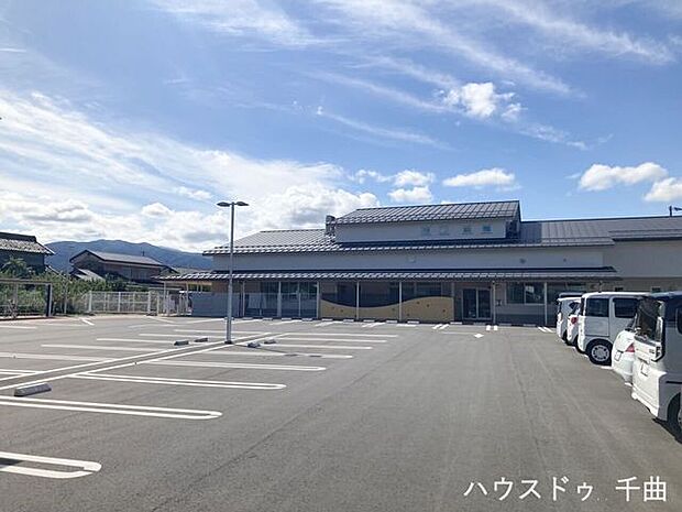 屋代保育園 290m