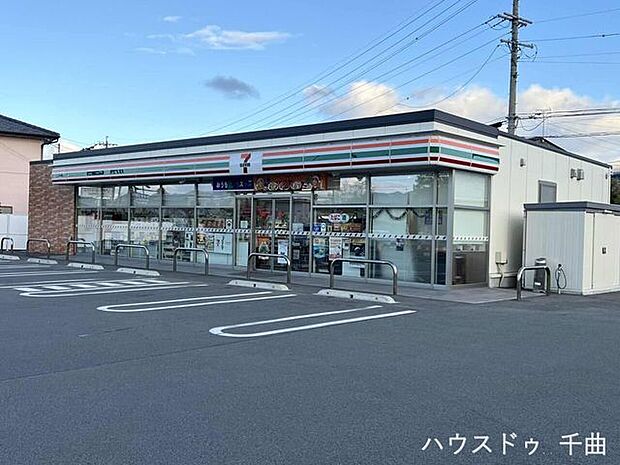 セブン-イレブン 更埴インター南店 410m