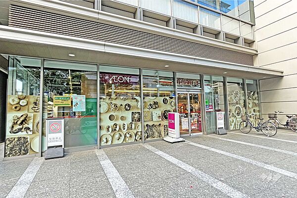 まいばすけっと(飯田橋駅北店)の外観
