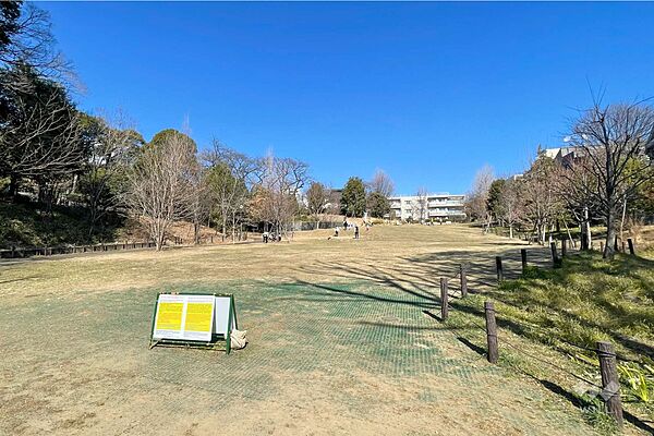 おとめ山公園の外観