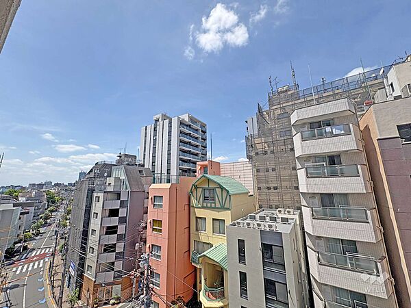 バルコニーからの眺め（西方向）