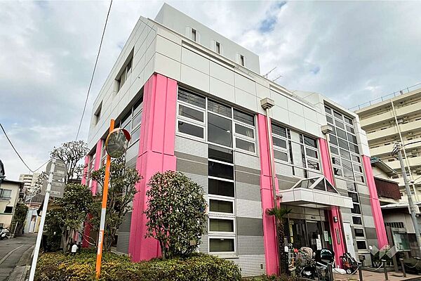 西ケ原子どもセンターの外観