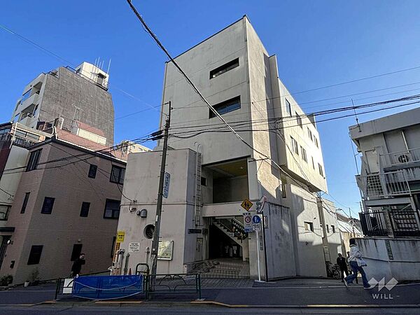 しおみ児童館の外観