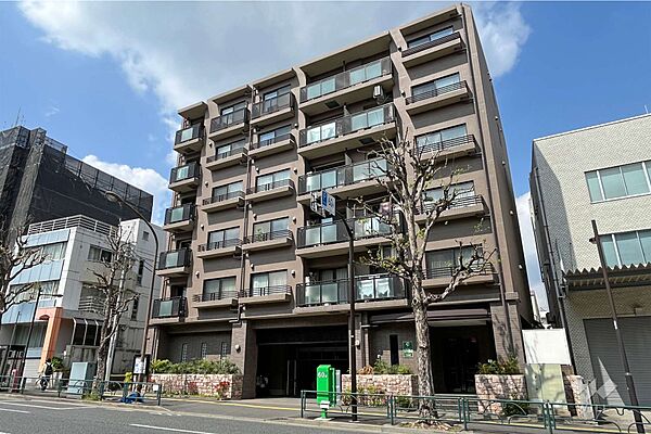 プリンスハイツ西早稲田の外観（南東側から）