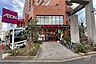 周辺：まいばすけっと(新宿富久町店)の外観