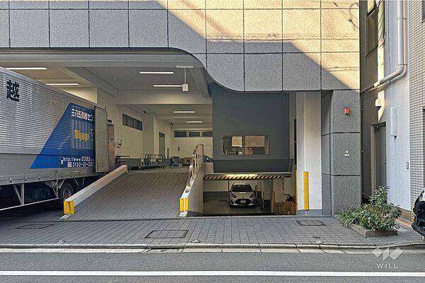 駐車場の出入り口